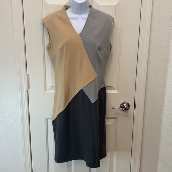 Calvin Klein Size 8 V Neck Short Sleeve Gray Tan Waist Slimming Woman’s Dress - Picture 7 of 10